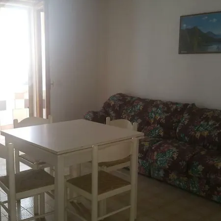 アパート Fronte Mare In Corso Mediterraneo スカレア